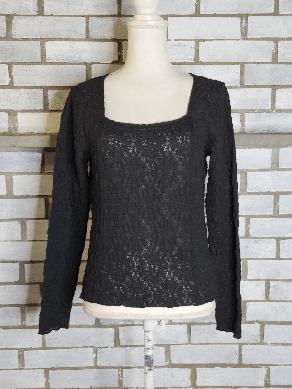 • Lucky Brand Women's Long Sleeve Floral Lace Sheer Blouse Size Large Black - Picture 2 of 12